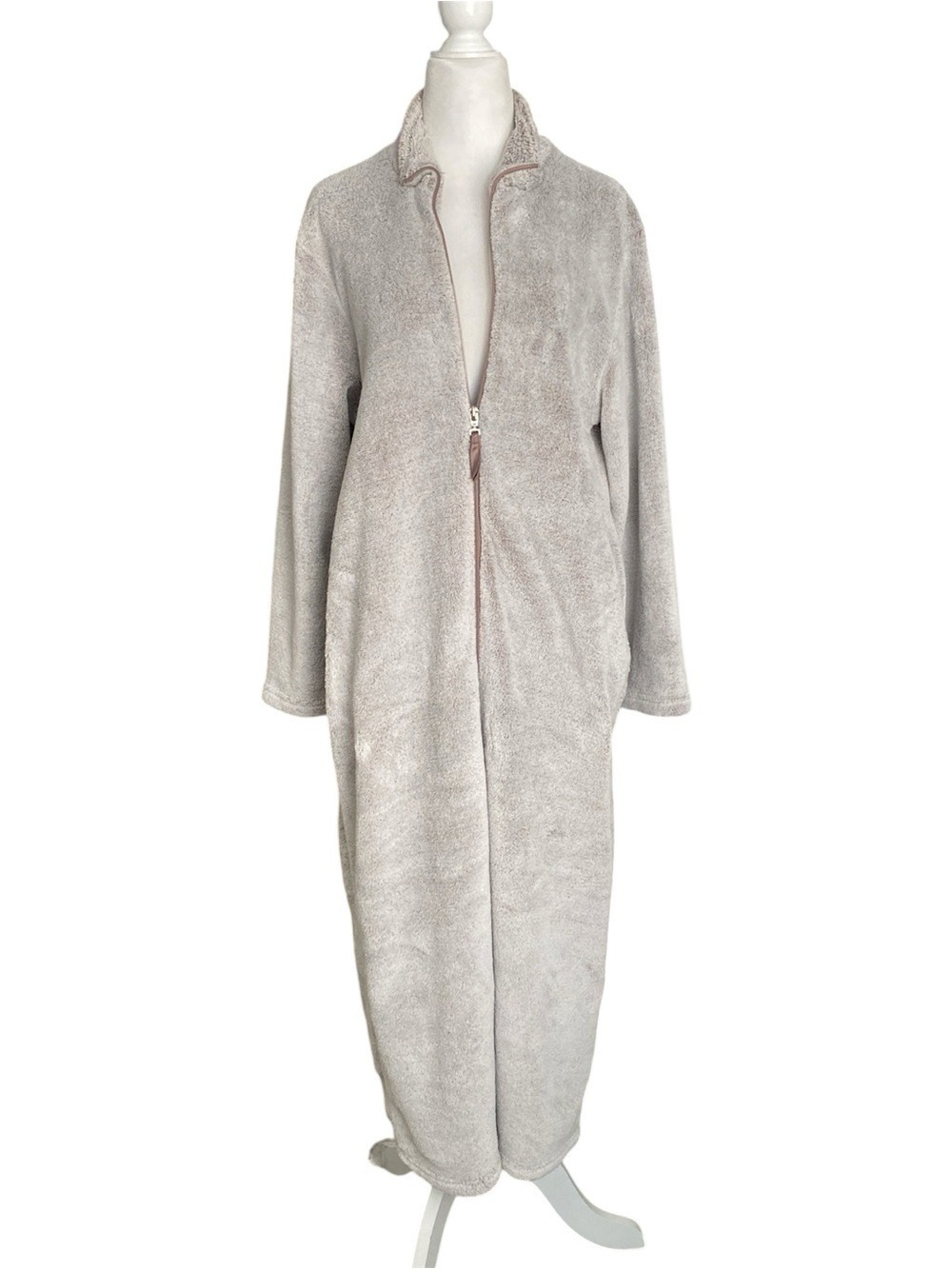 Oscar De La Renta cozy Full-Length Plush Zip Robe - taupe